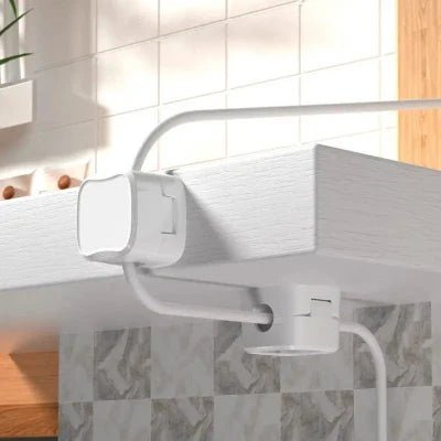 Range cables - MagneticCableOrganizer™ - Blanc - Coin travail